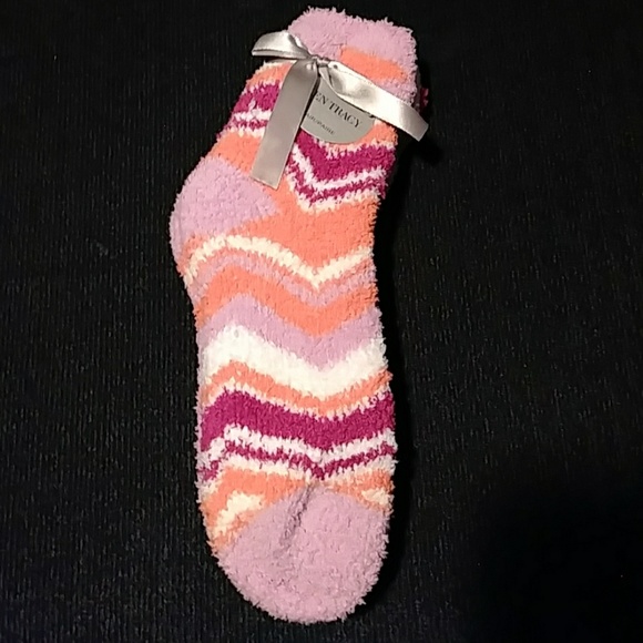 Last One🍦Ellen Tracy Cozy Socks 💙 - Picture 3 of 7